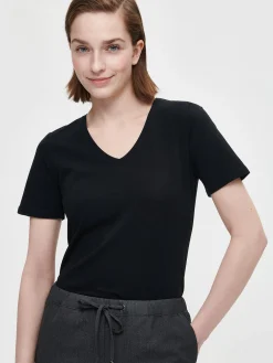 BASIC t-paita - musta