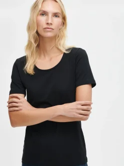 BASIC t-paita - musta