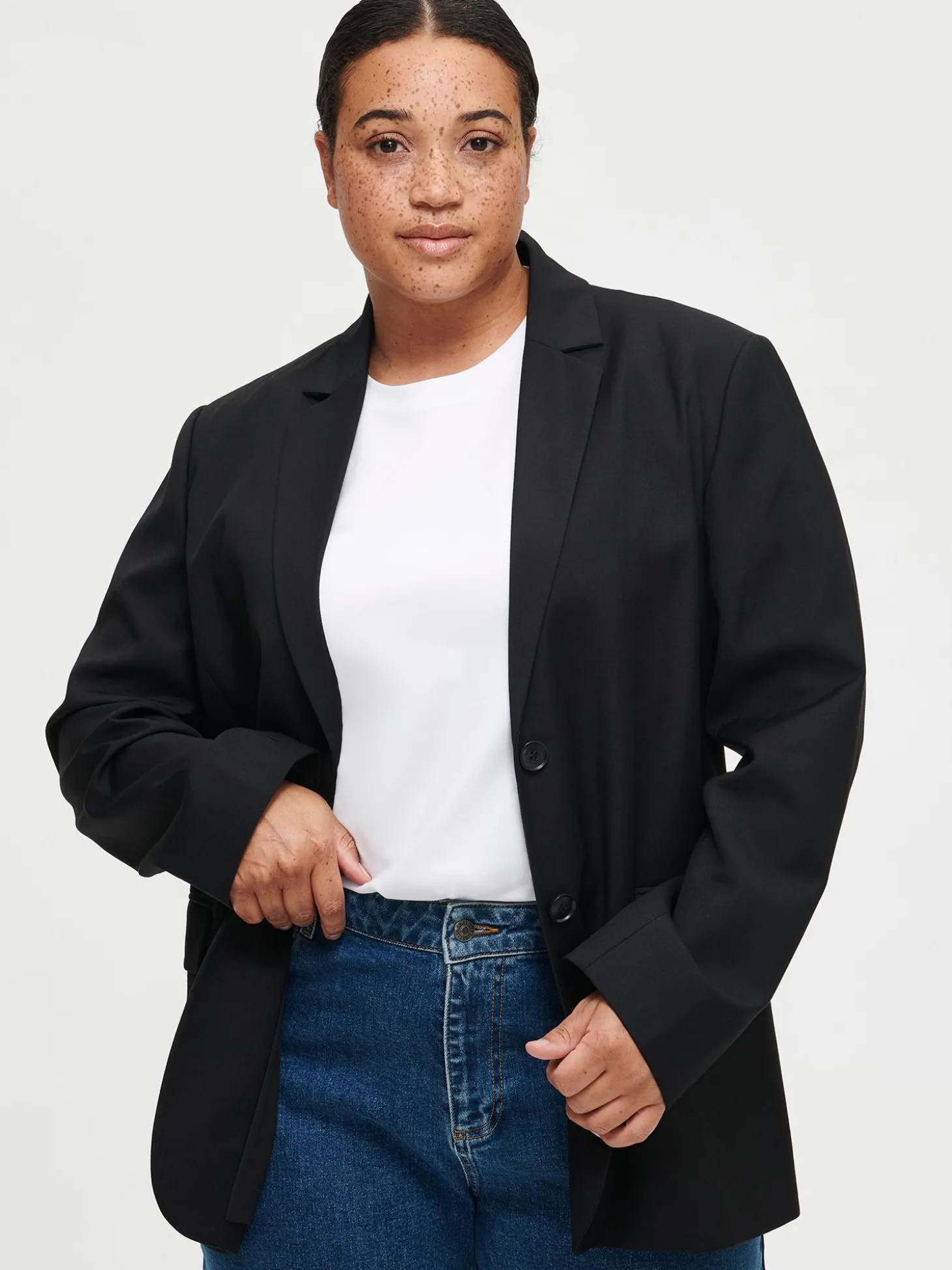 BETTE bleiseri - musta