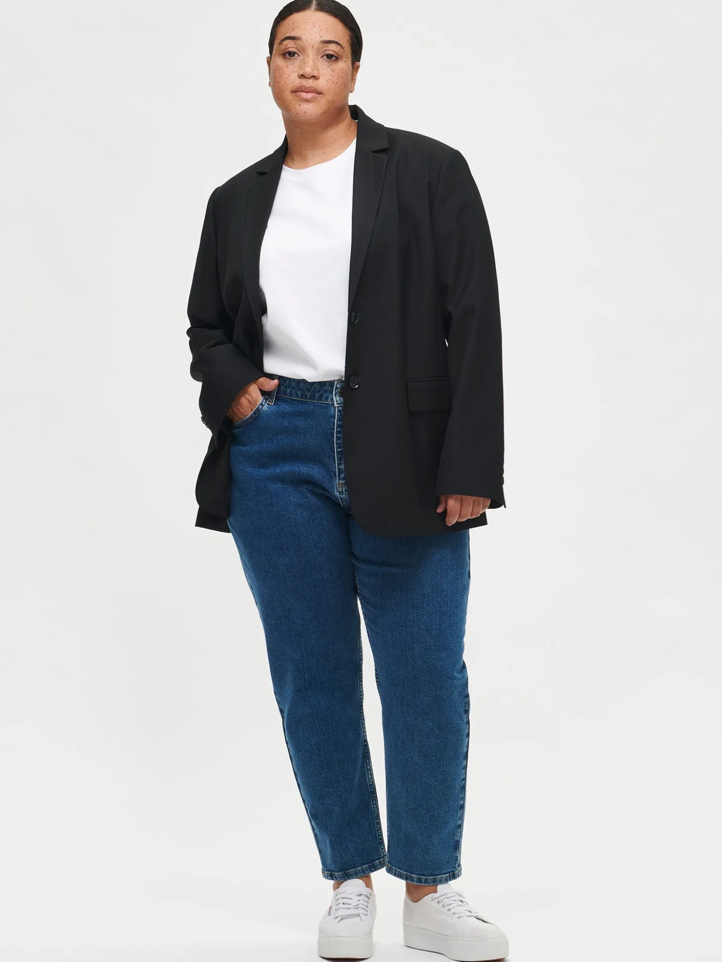 BETTE bleiseri - musta