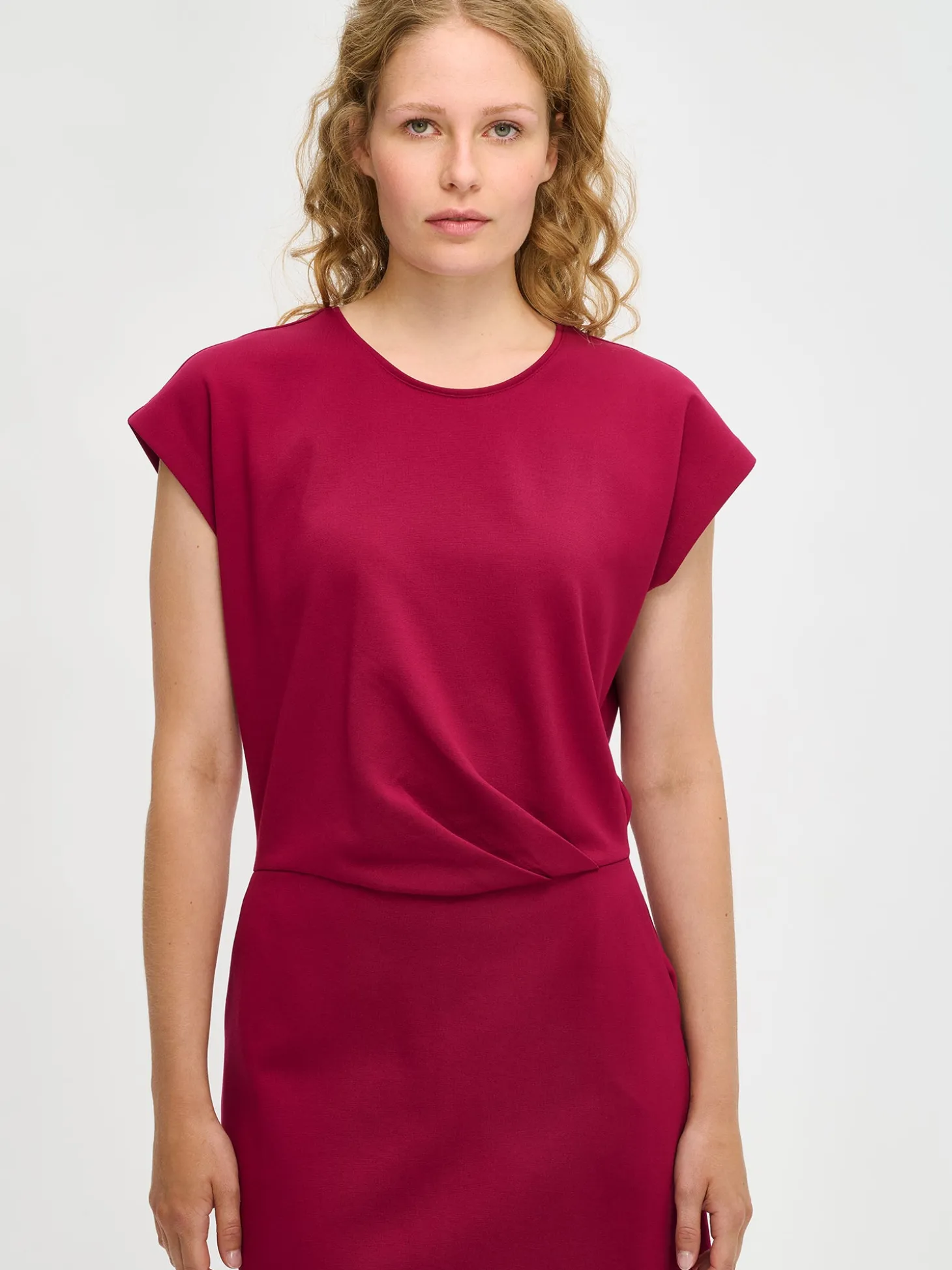 ELEGIA mekko - viininpunainen