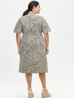 JÄLKI midi kangasmekko - musta-luonnonvalkoinen