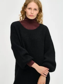 KARAMELLI neulemekko - musta