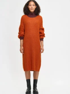 KARAMELLI neulemekko - ruskea