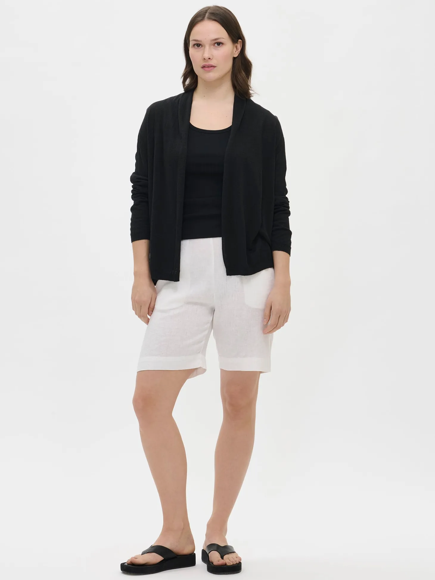 KARINA lyhyt neuletakki - musta