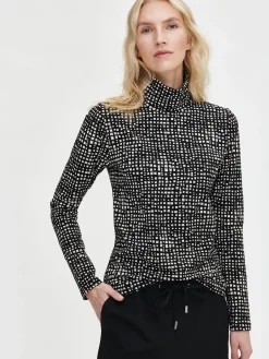 KARMI poolo - mustavalkoinen