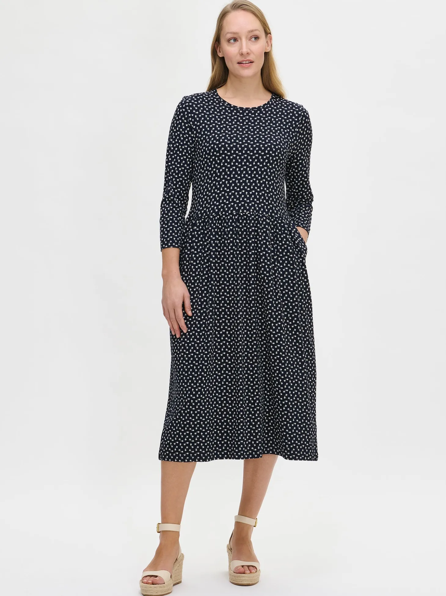 LILIANA pitkä trikoomekko - tummansininen