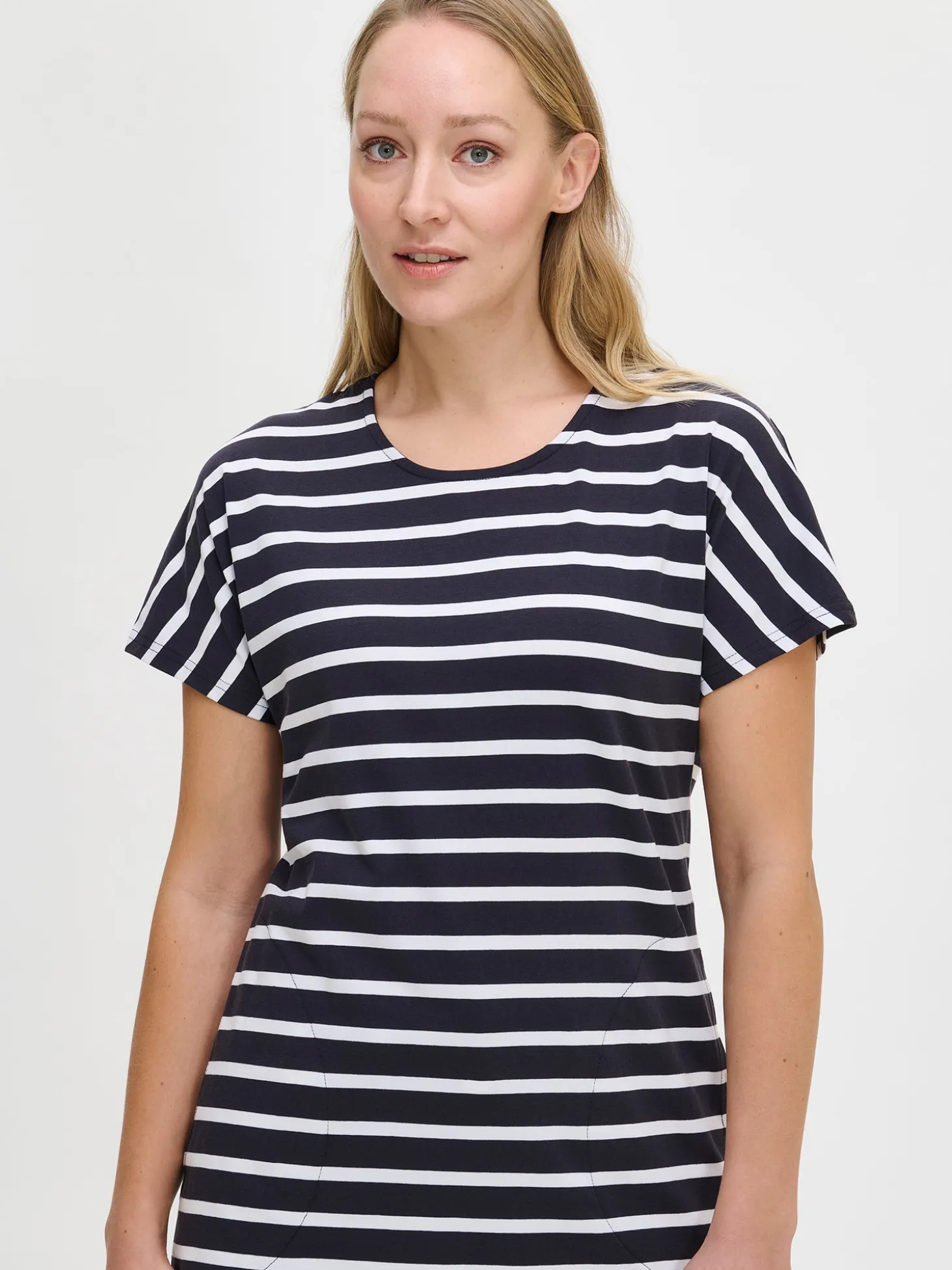 MARIANNE tunika - tummansininen