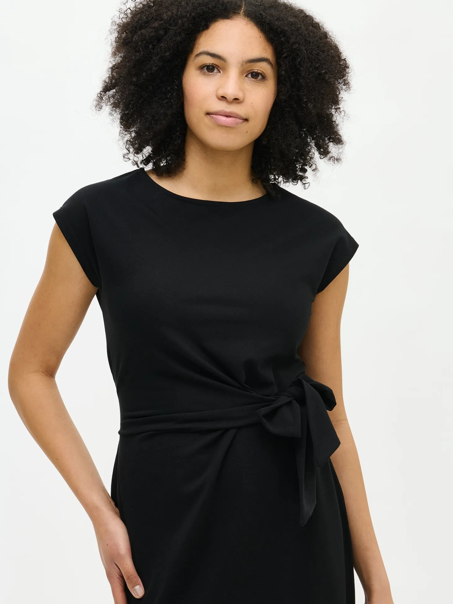 MARLEENA trikoomekko - musta