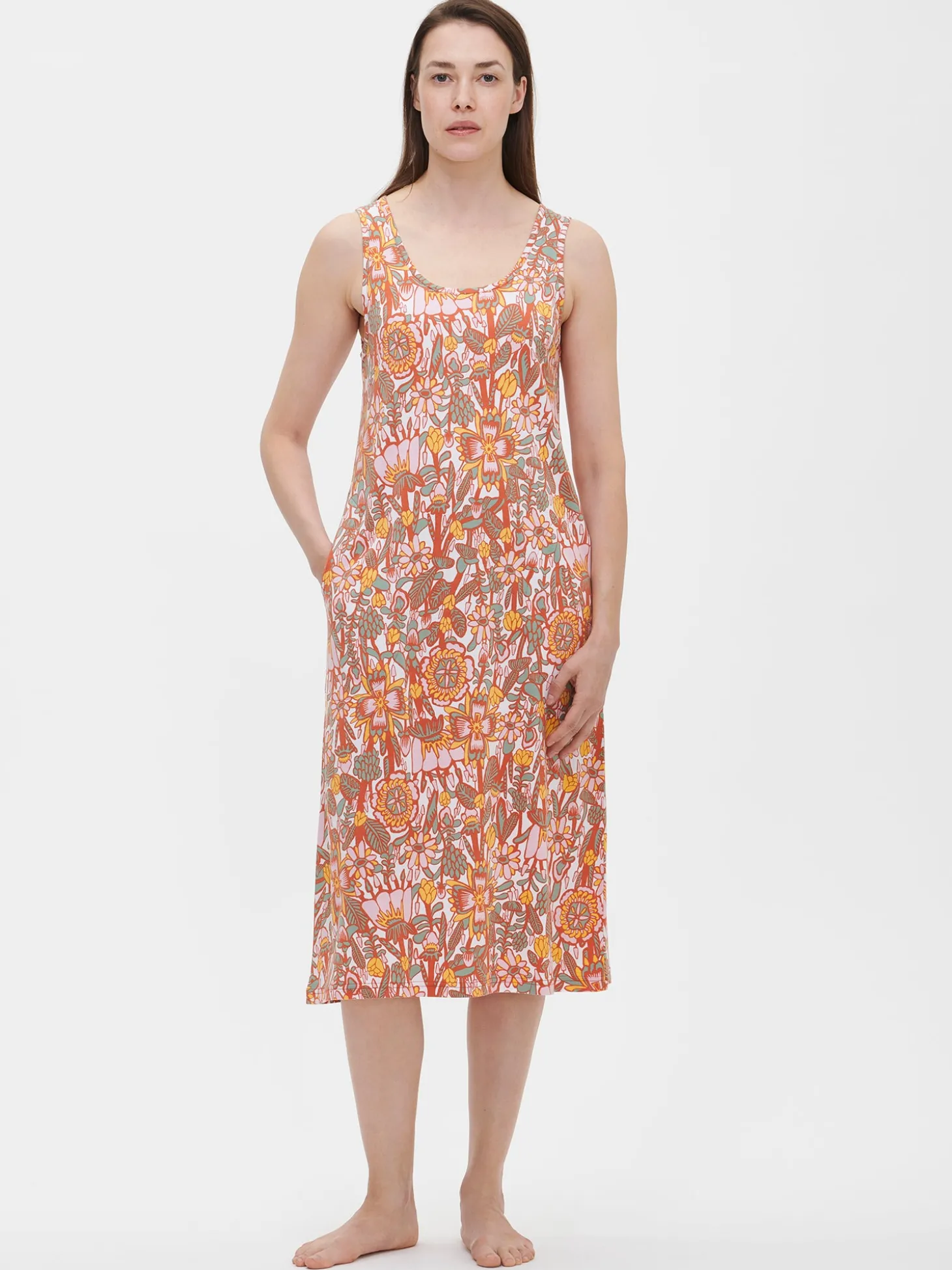 OODI pitkä hihaton yöpaita - monivärinen