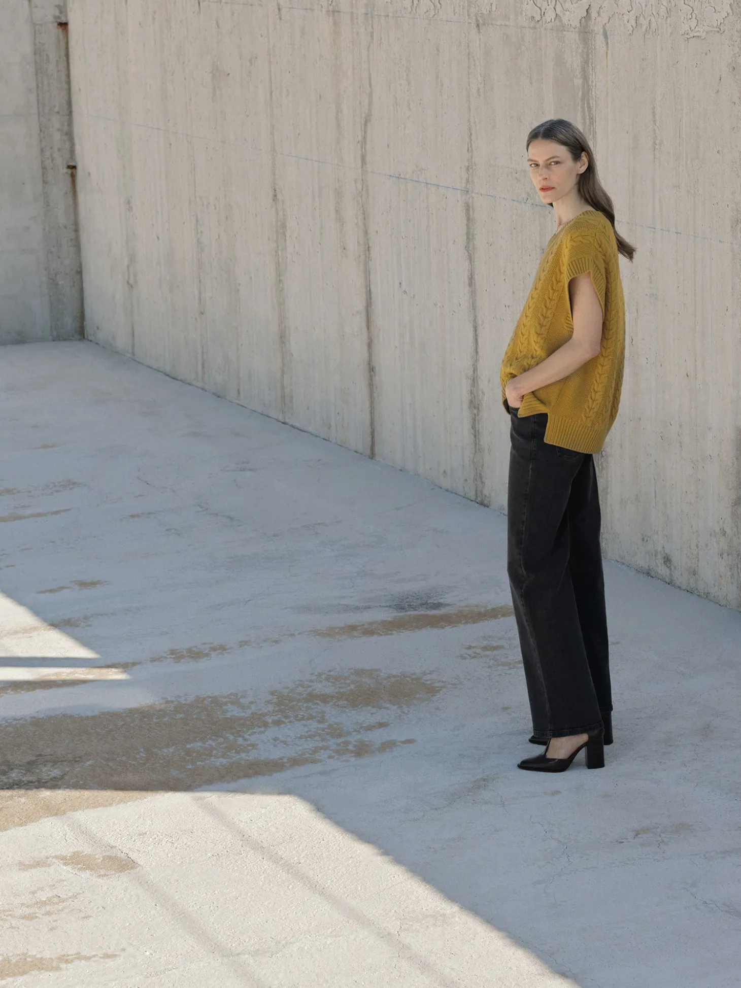 PALMIKKO neuleliivi - keltainen