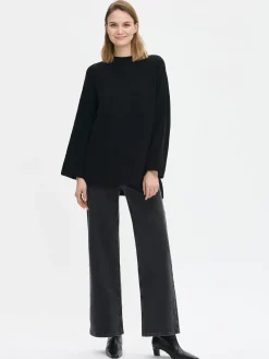 PAMELA neuletunika - musta