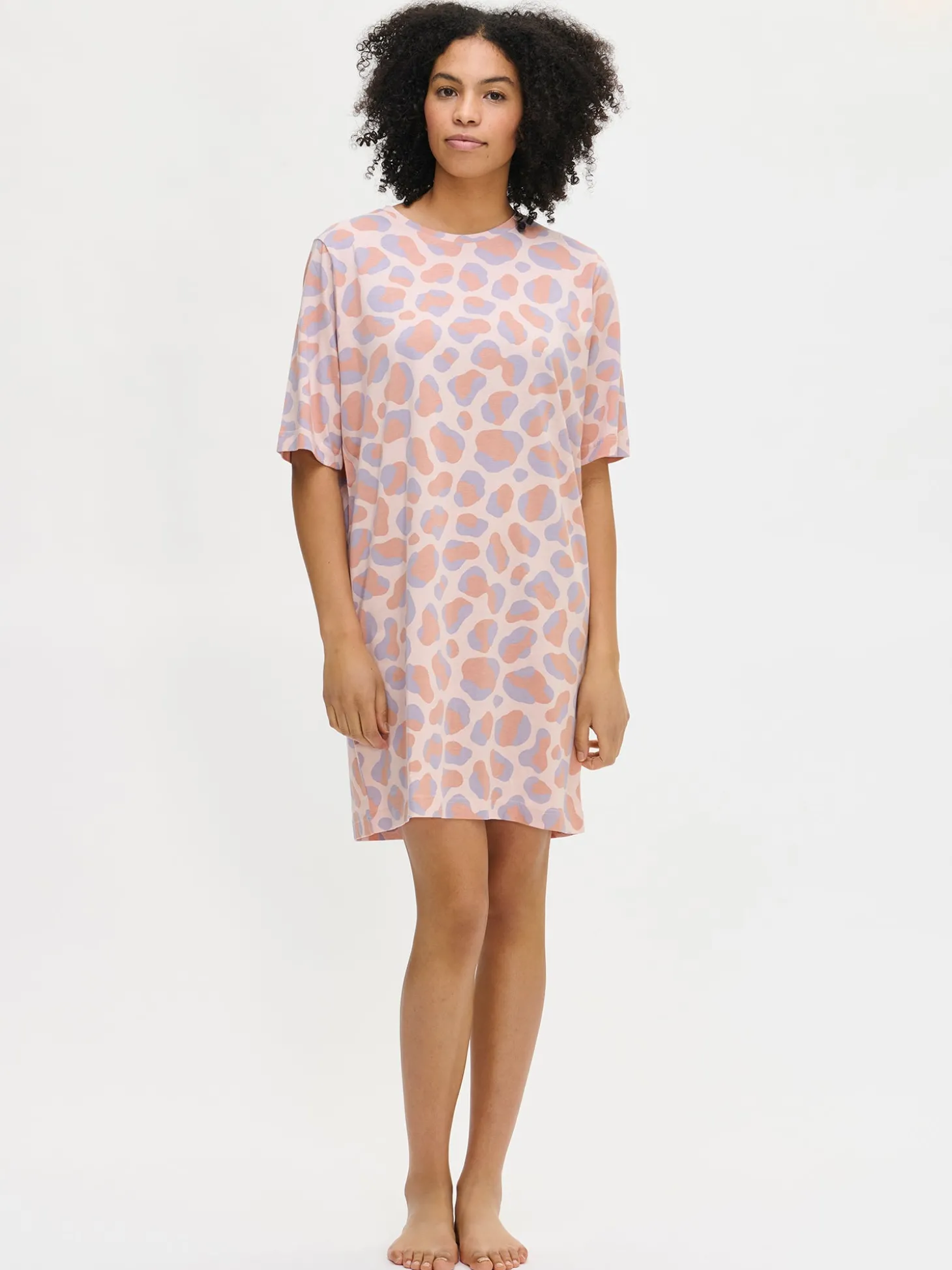 PANTTERI lyhyt yöpaita - vaaleanpunainen