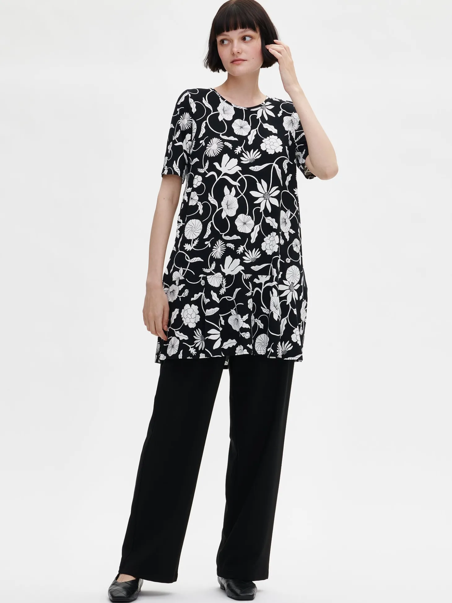 PIENI LINOKUKKA tunika - mustavalkoinen