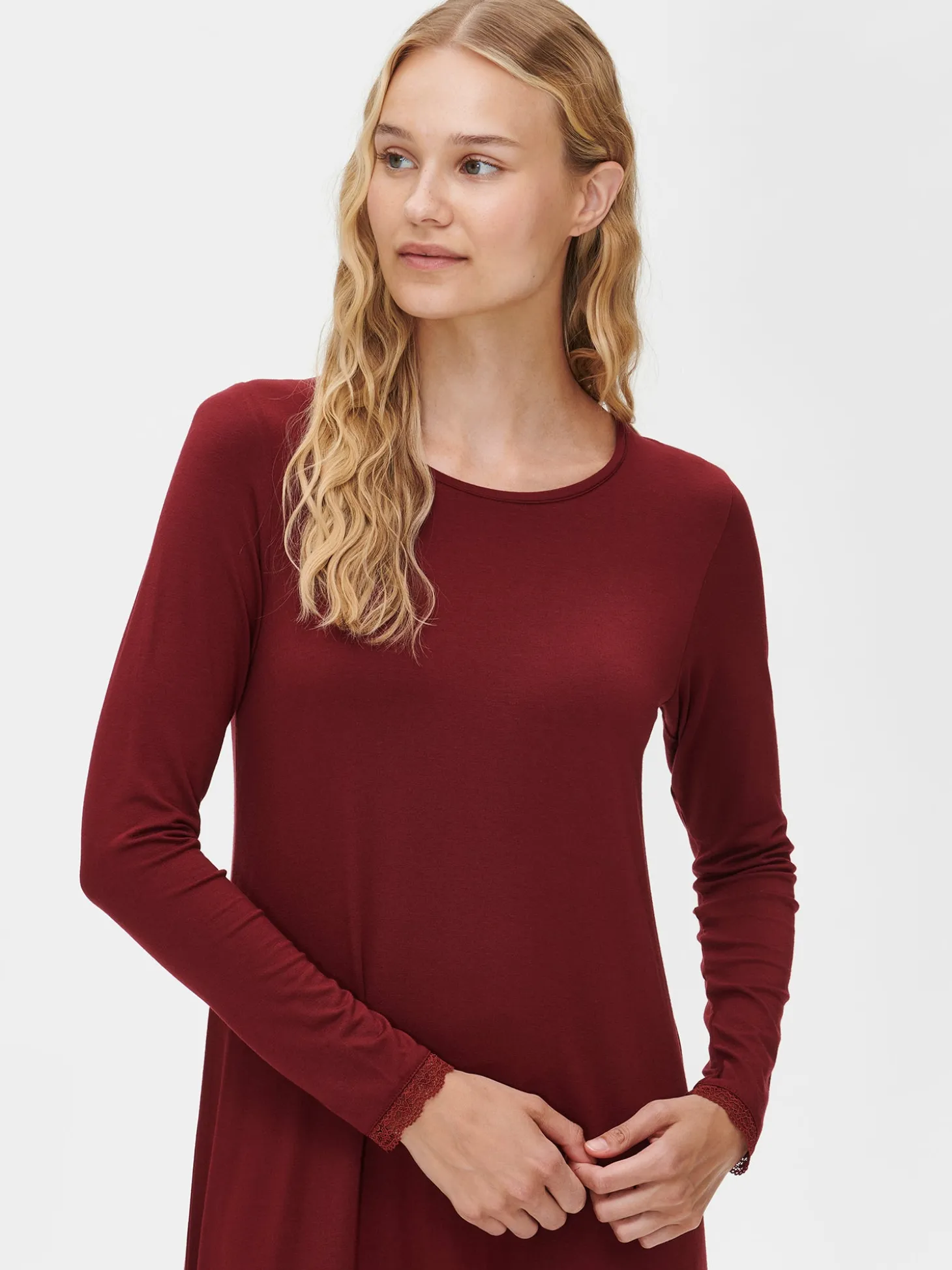 PITSI lyhyt yöpaita - viininpunainen