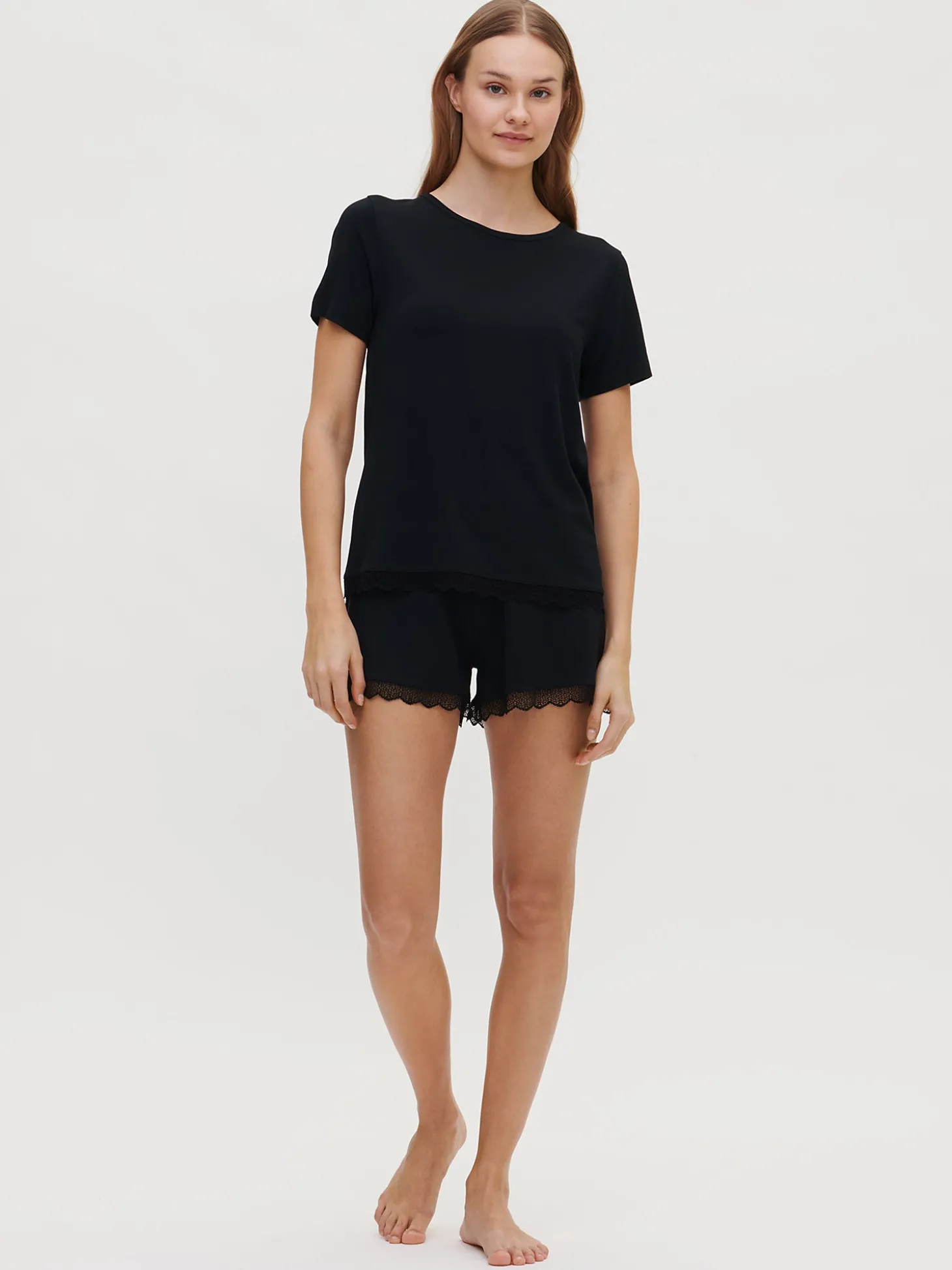 PITSI pusero - musta