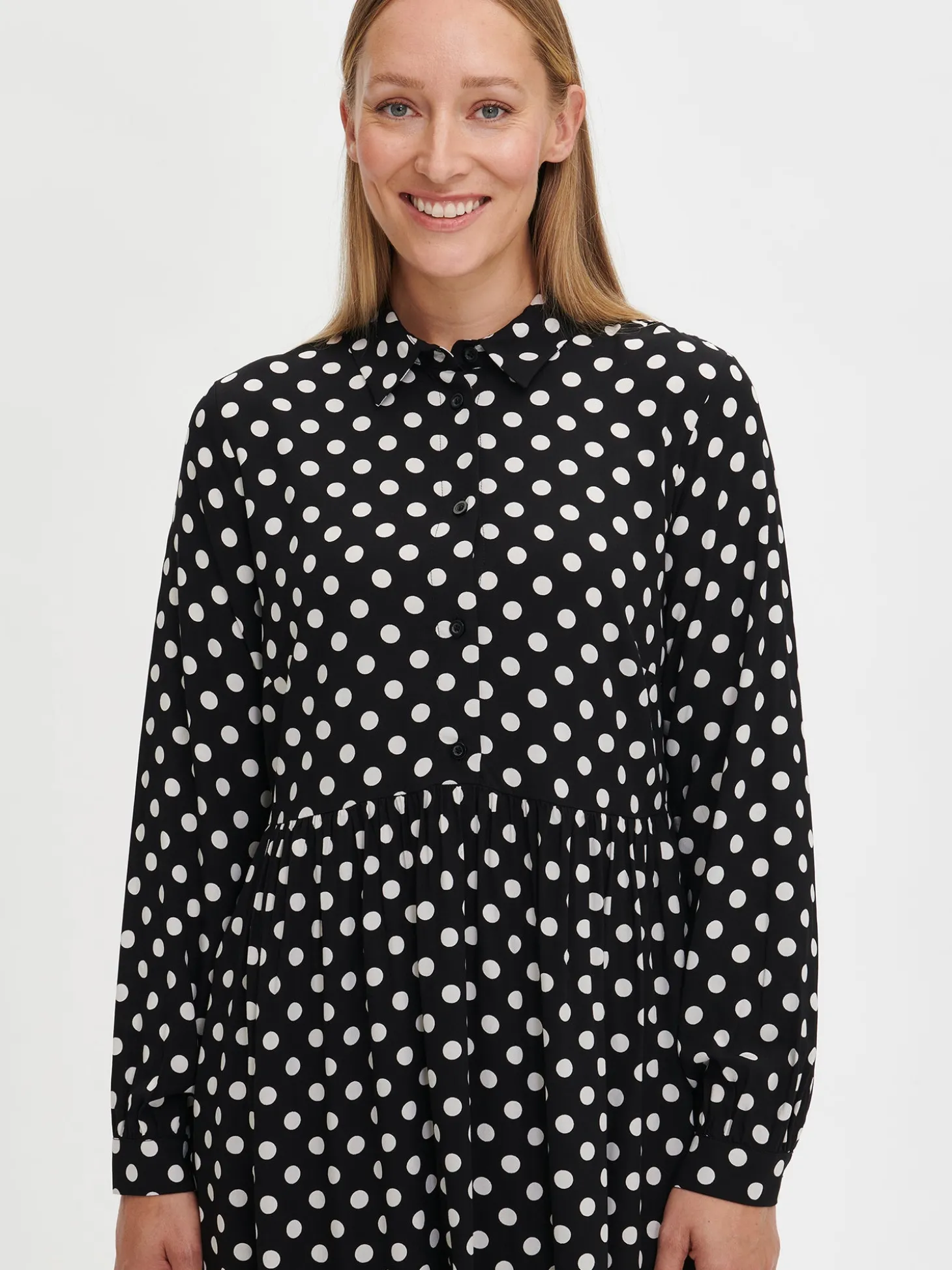 POLKKA lyhyt paitamekko - mustavalkoinen