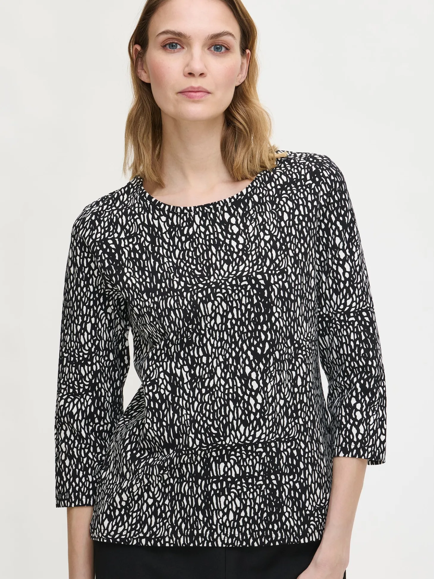 RAKU pusero - mustavalkoinen