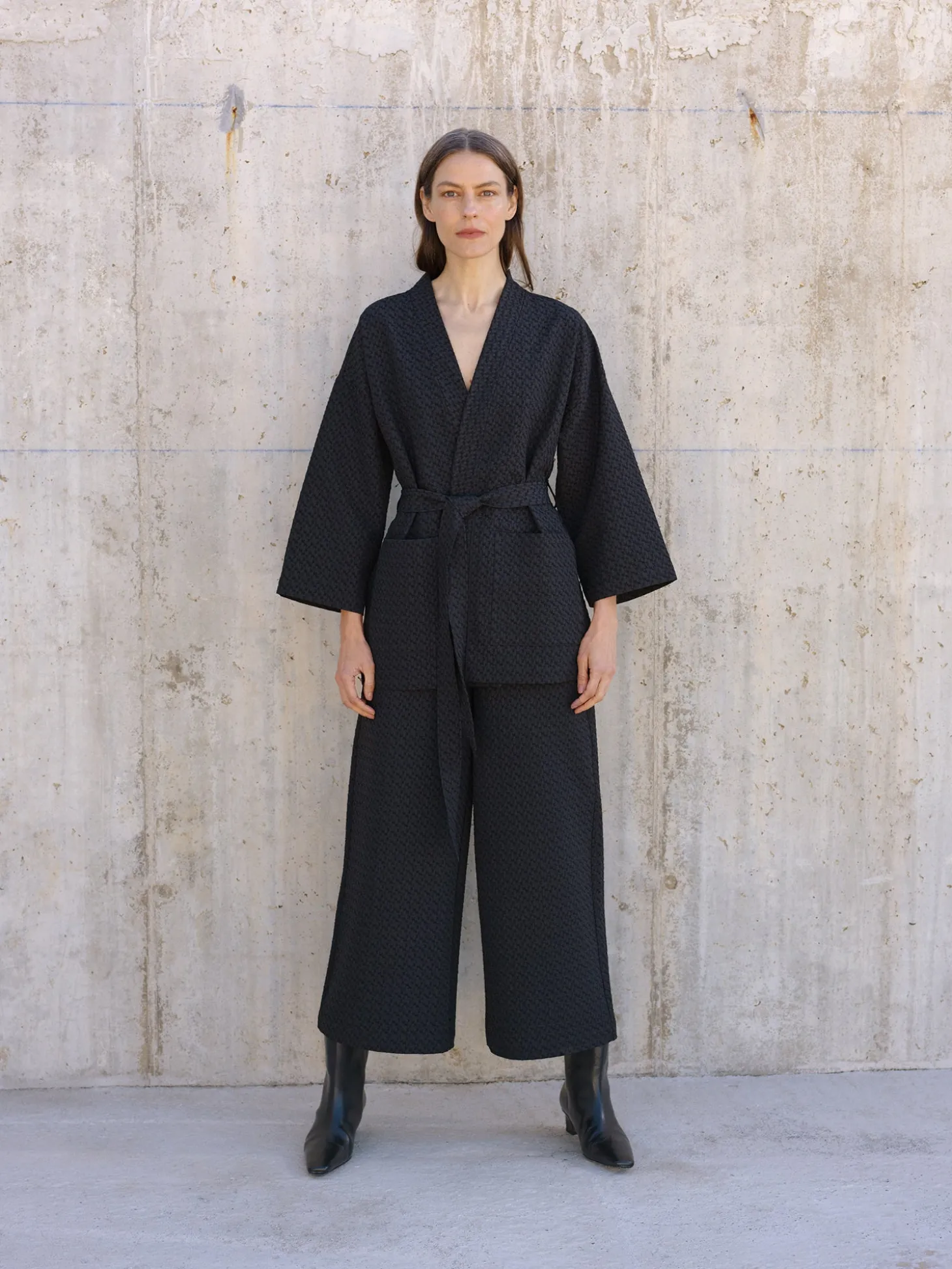 RELIEFI kimonotakki - musta