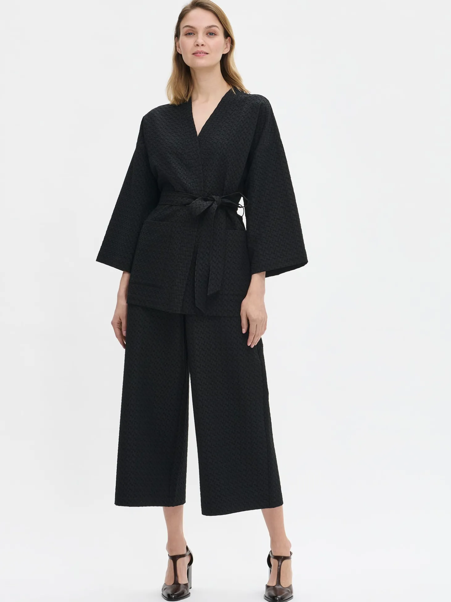 RELIEFI kimonotakki - musta