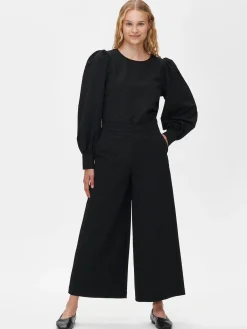 RELIEFI pusero - musta