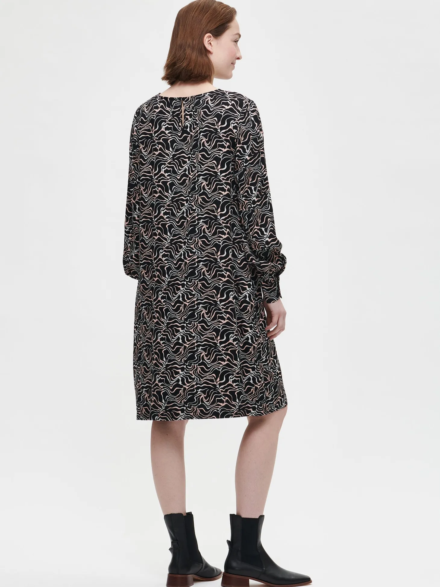 SARA kangasmekko - musta