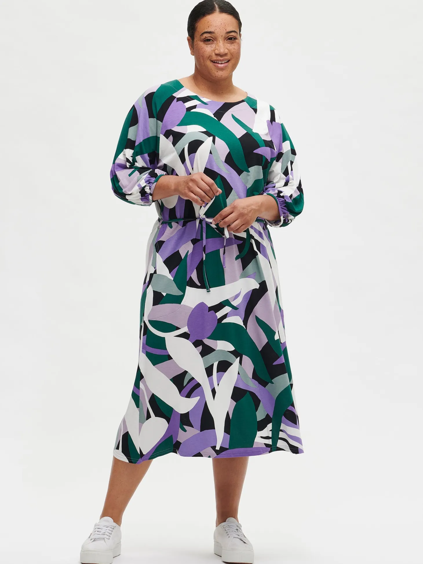 SIIMES pitkä trikoomekko - monivärinen