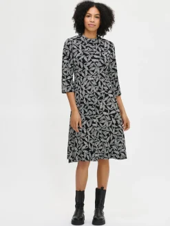 TRIINE trikoomekko - mustavalkoinen