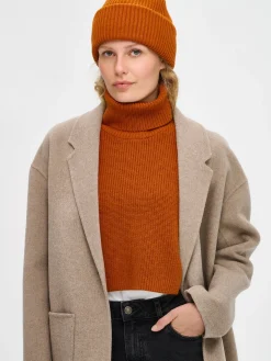 UTU kauluri - oranssin ruskea