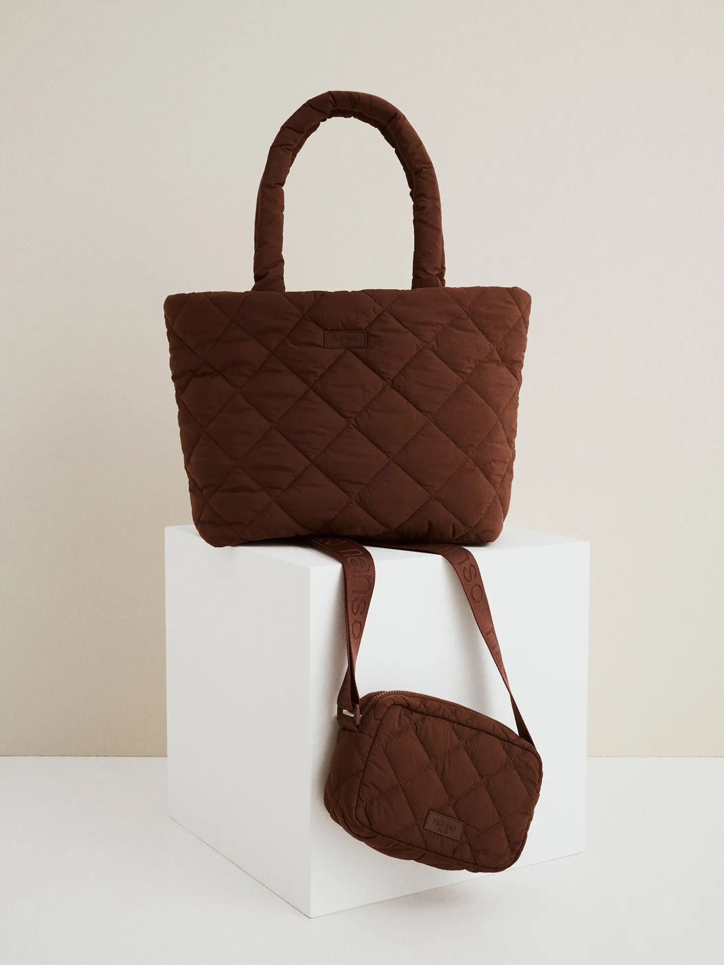 VANU olkalaukku - tummanruskea