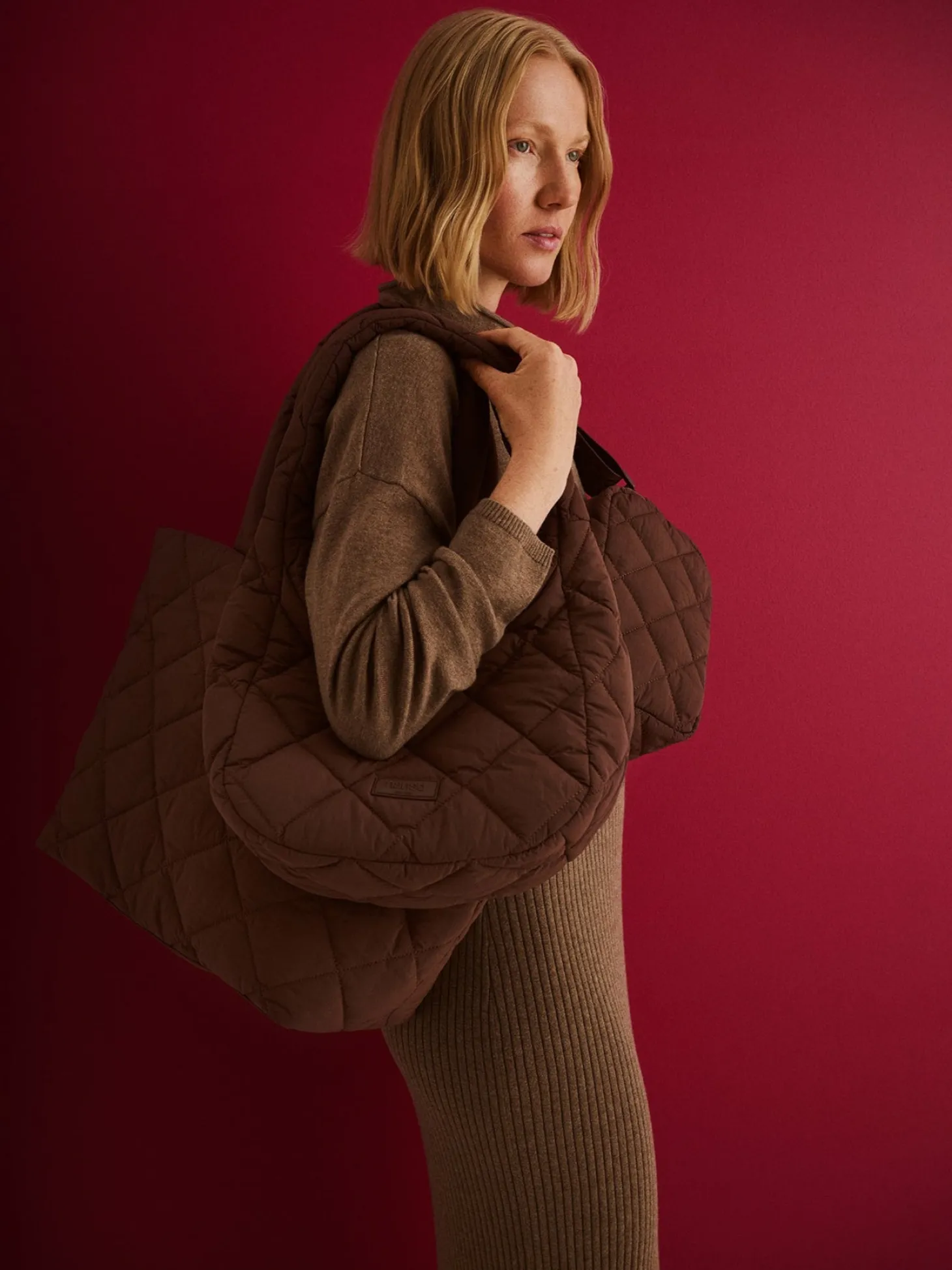 VANU olkalaukku - tummanruskea