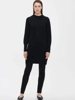 VILLIS lyhyt neulemekko - musta