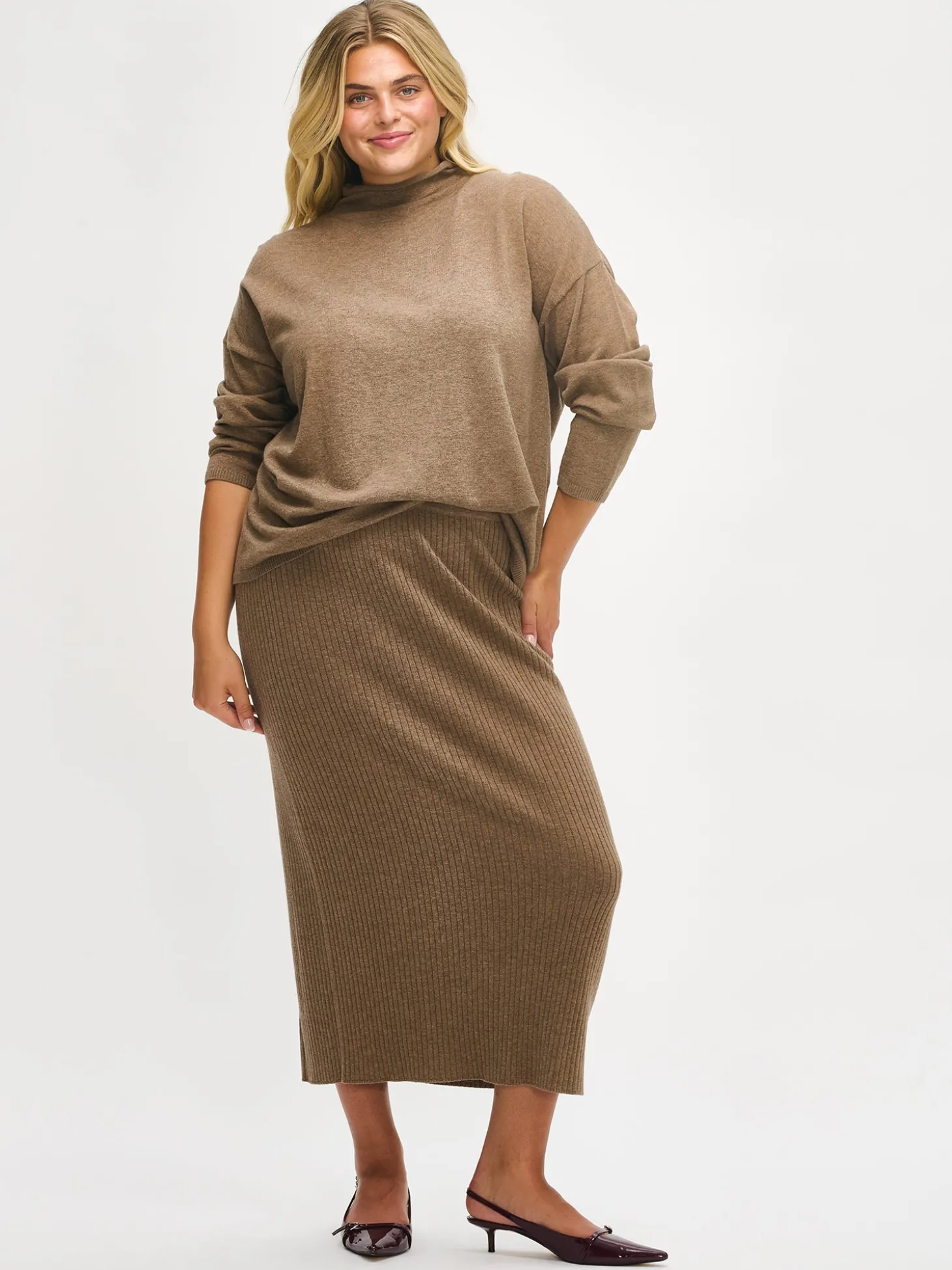 VILLIS neulehame - ruskeanharmaa